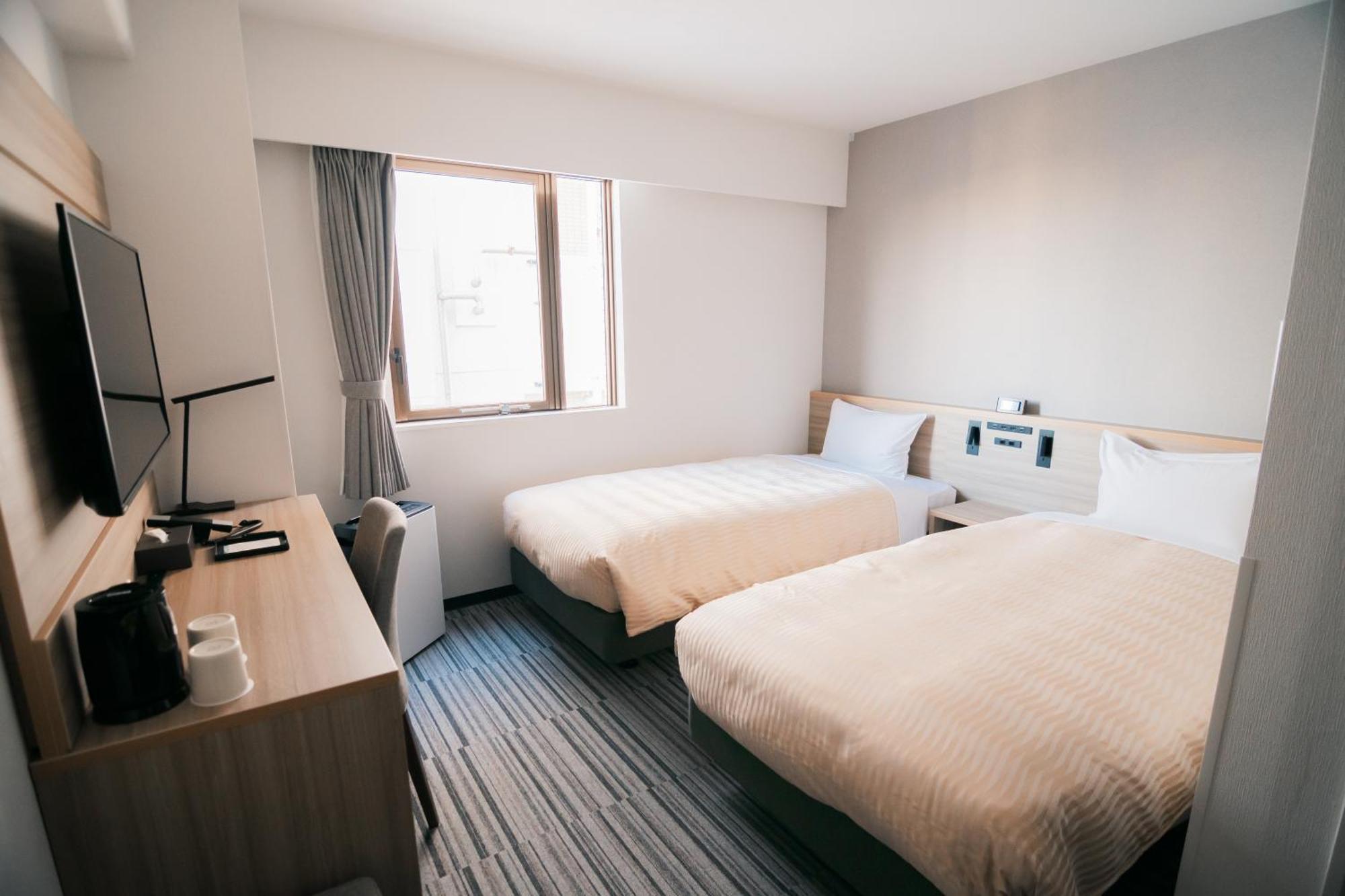 Quintessa Hotel Chiba فوناباشي المظهر الخارجي الصورة